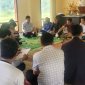 Đồng chí Nguyễn Viết Thắng, Bí thư Đảng ủy xã Đồng Lương đã làm việc với Chi bộ và Ban phát triển thôn Thung về xây dựng thôn Nông thôn mới
